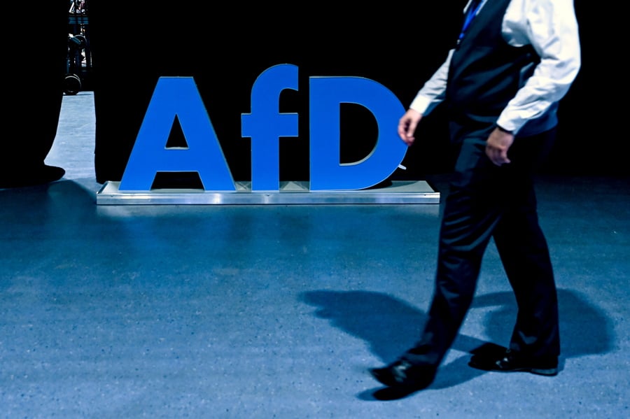 Οι σχέσεις μεταξύ του AfD και της Νίκης στην Ευρωπαϊκή Ένωση