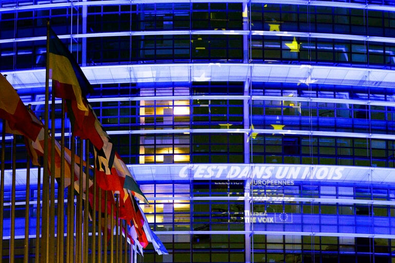 Ευρωπαϊκή τιμή: 720 ευρώ