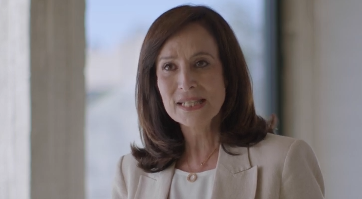 Αννα Διαμαντοπούλου: υποψήφια για την προεδρία του ΠΑΣΟΚ