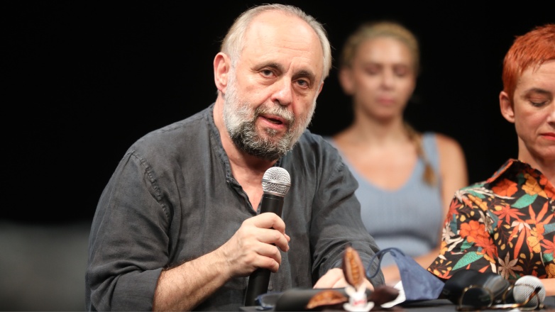 Σωτήρης Χατζάκης στο MeToo: «Δεν αρκεί μια ηθοποιός να λέει «Το θυμάμαι μετά από 20 χρόνια»